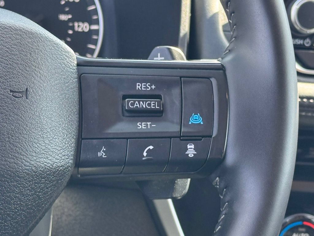 Certified 2026 Nissan Rogue SV FWD image 16