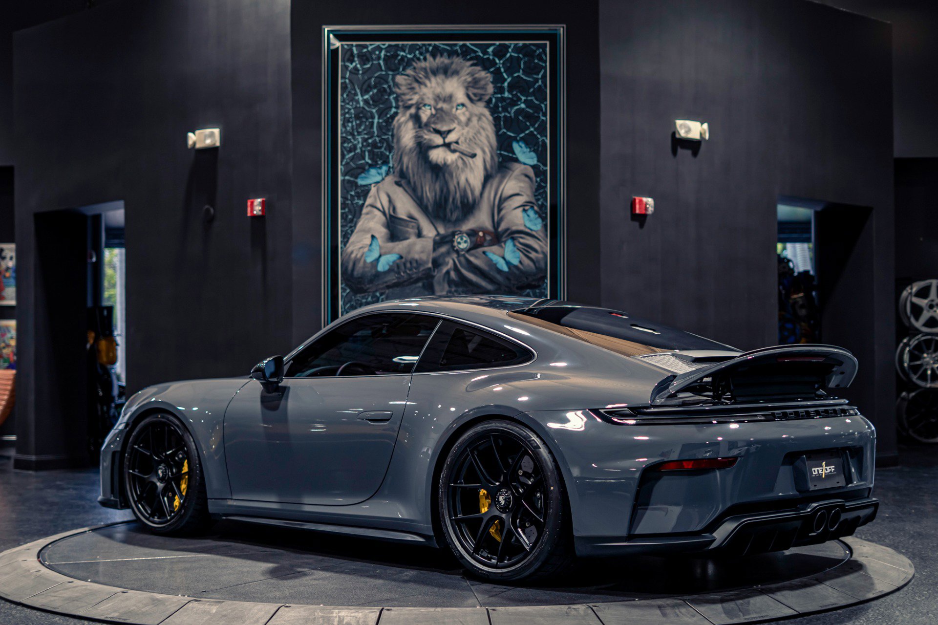 Used 2026 Porsche 911 GT3 RWD image 46