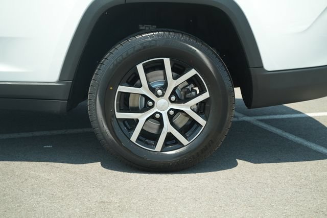 Used 2023 Jeep Grand Cherokee L Limited w/ Luxury Tech Group II AWD/4WD image 51