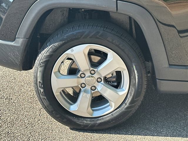 Used 2018 Jeep Compass Latitude w/ Cold Weather Group AWD/4WD image 20
