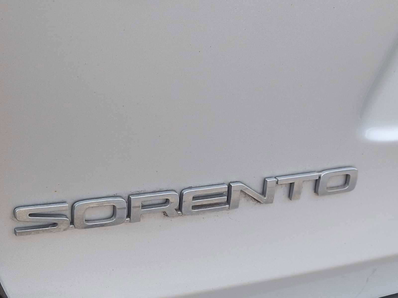 Used 2019 Kia Sorento LX w/ LX Convenience Package FWD image 12
