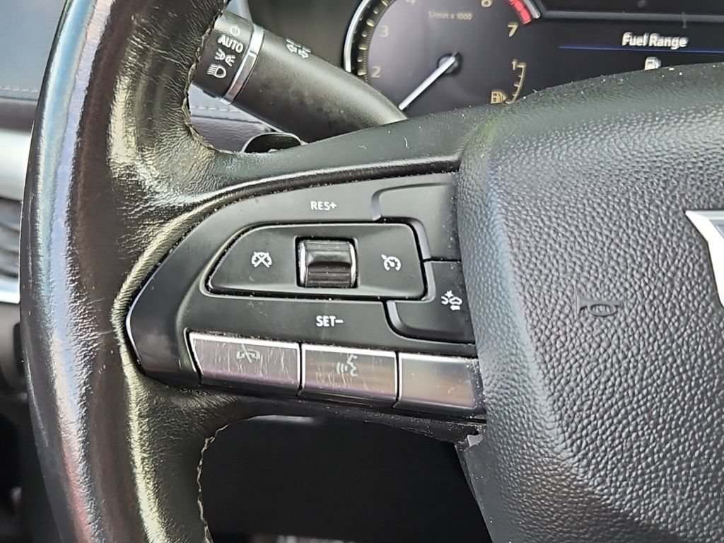 Used 2022 Cadillac XT4 Premium Luxury w/ Safety Alert Package FWD image 20