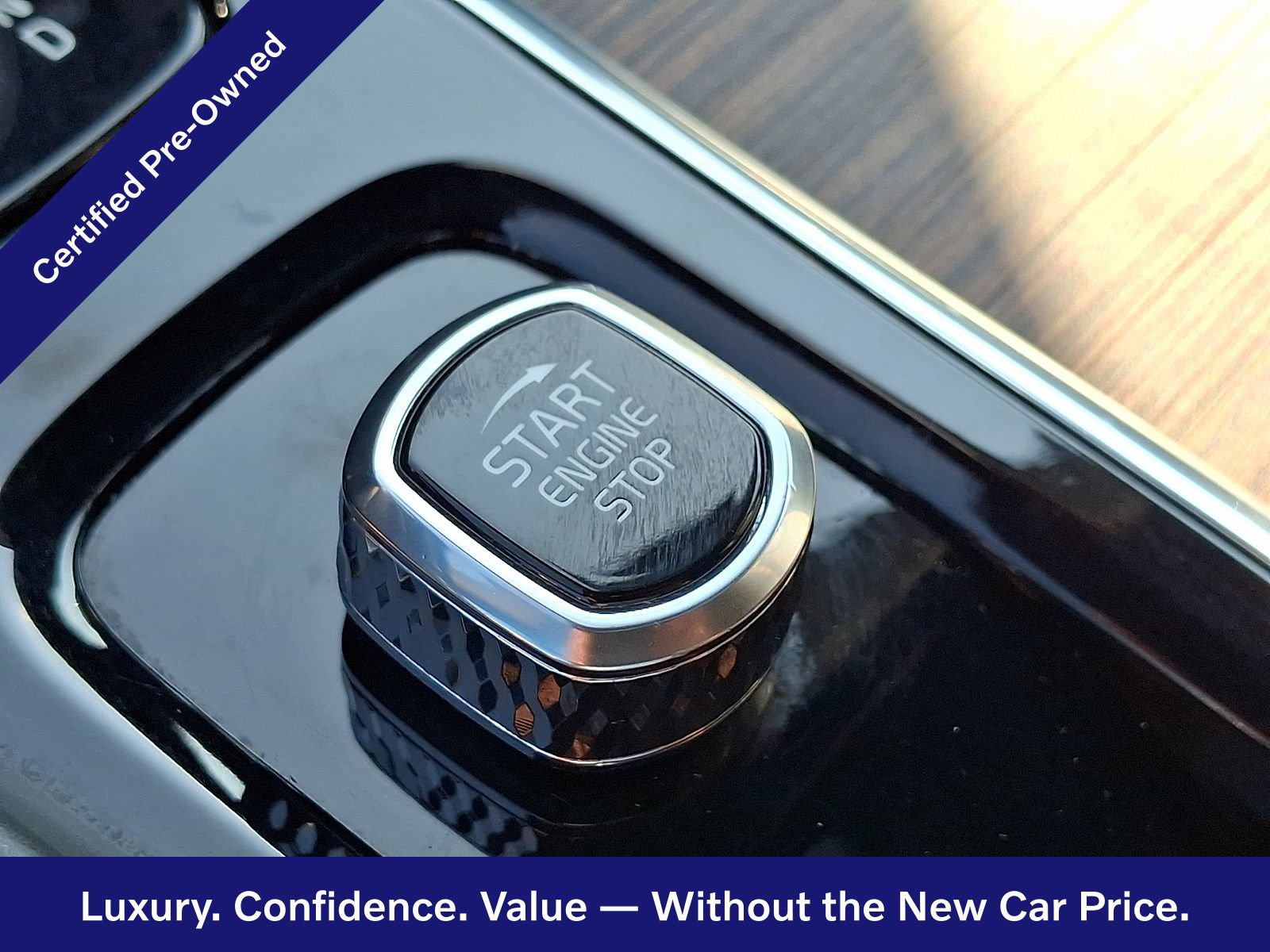 Certified 2022 Volvo XC60 B5 Momentum w/ Advanced Package AWD/4WD image 25