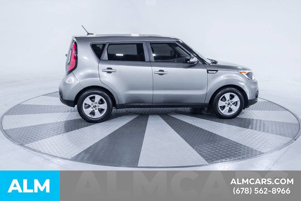 Used 2018 Kia Soul FWD image 11