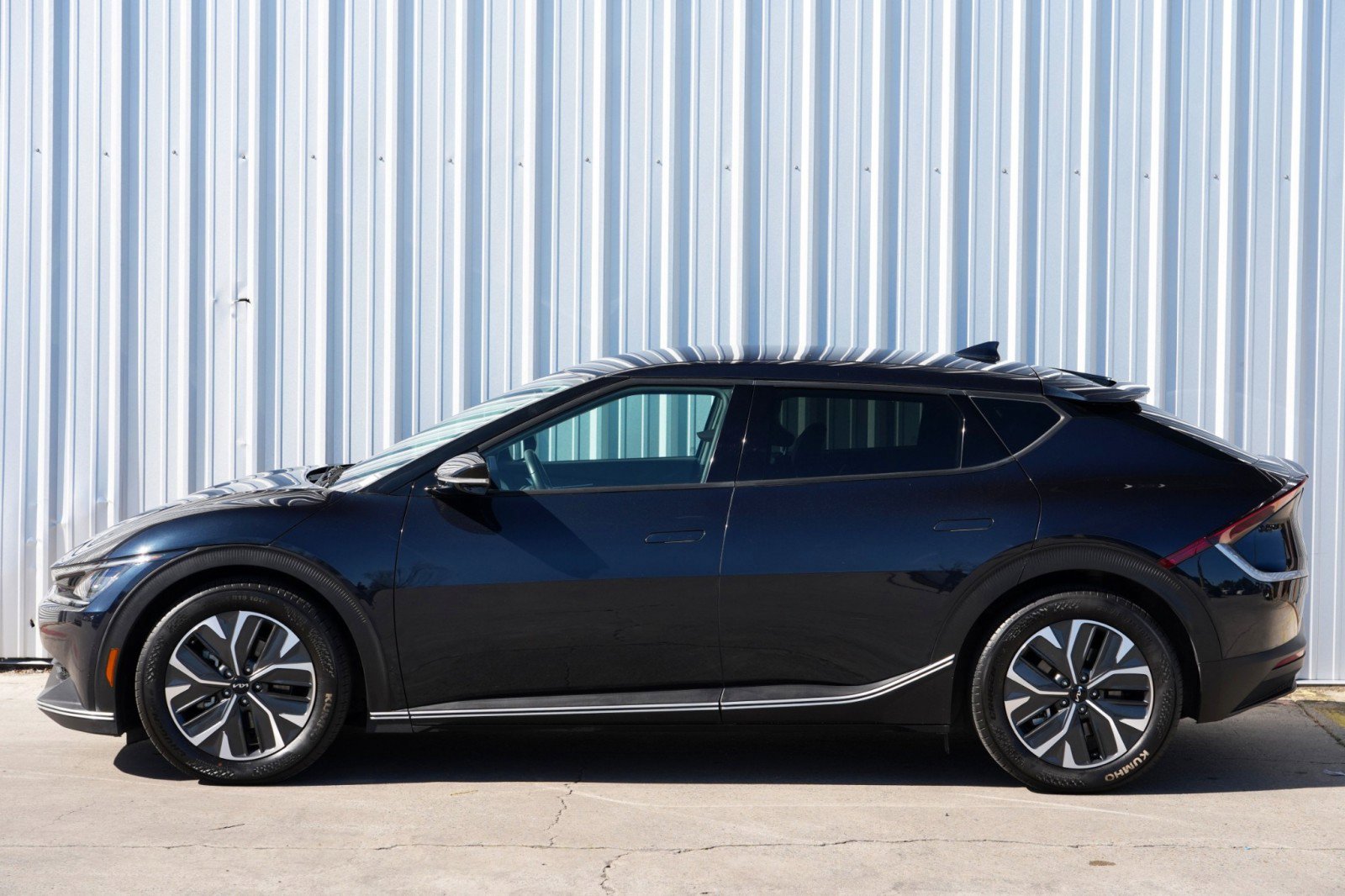 Used 2022 Kia EV6 Light image 47