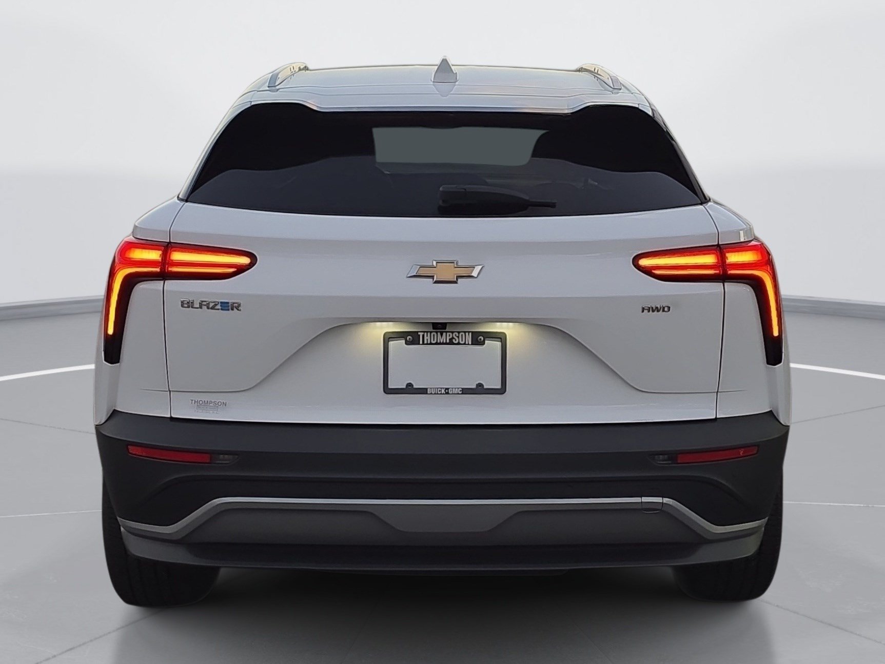 Used 2024 Chevrolet Blazer EV LT AWD/4WD image 4