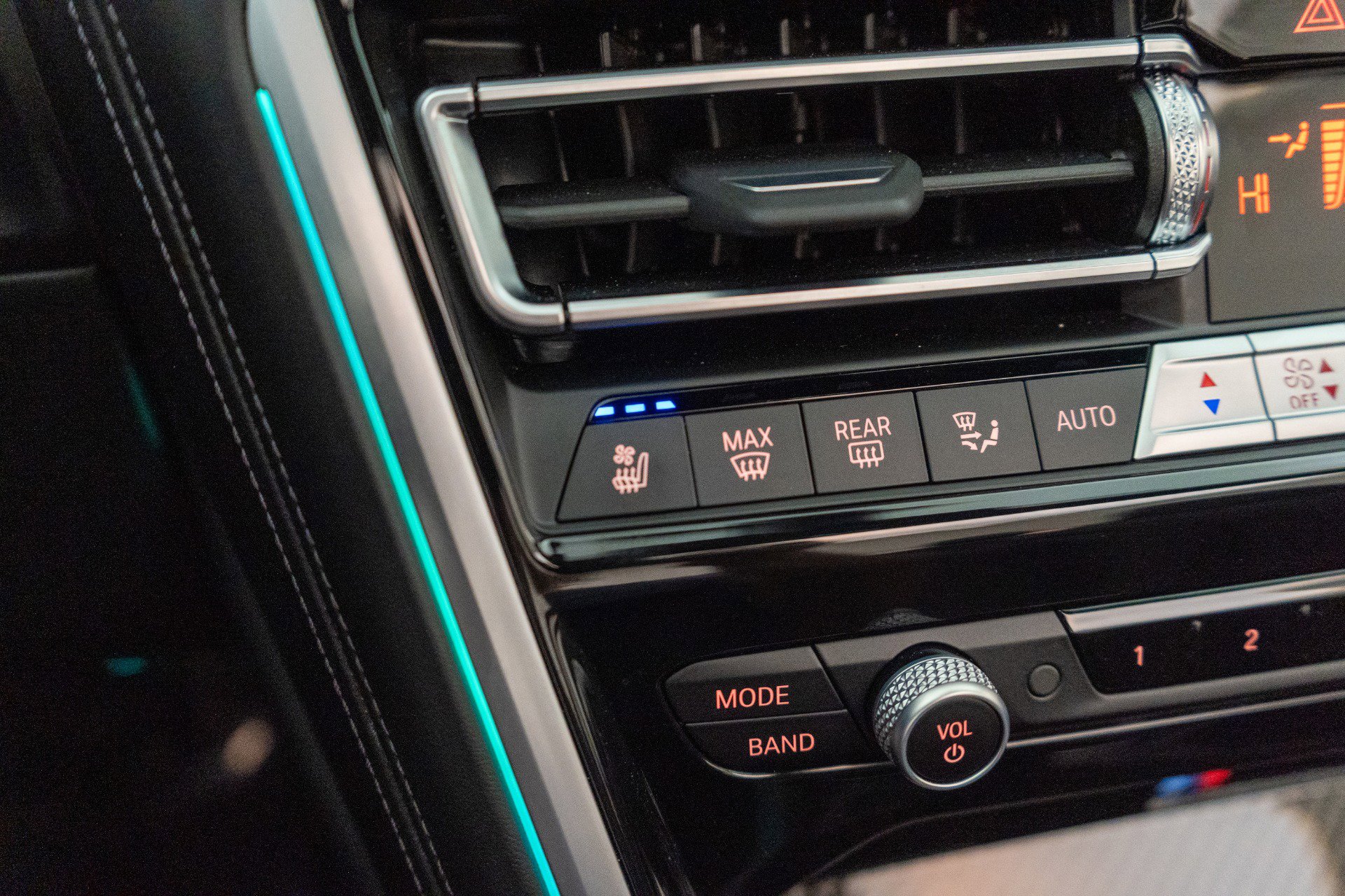 Used 2025 BMW M8 Competition AWD/4WD image 29