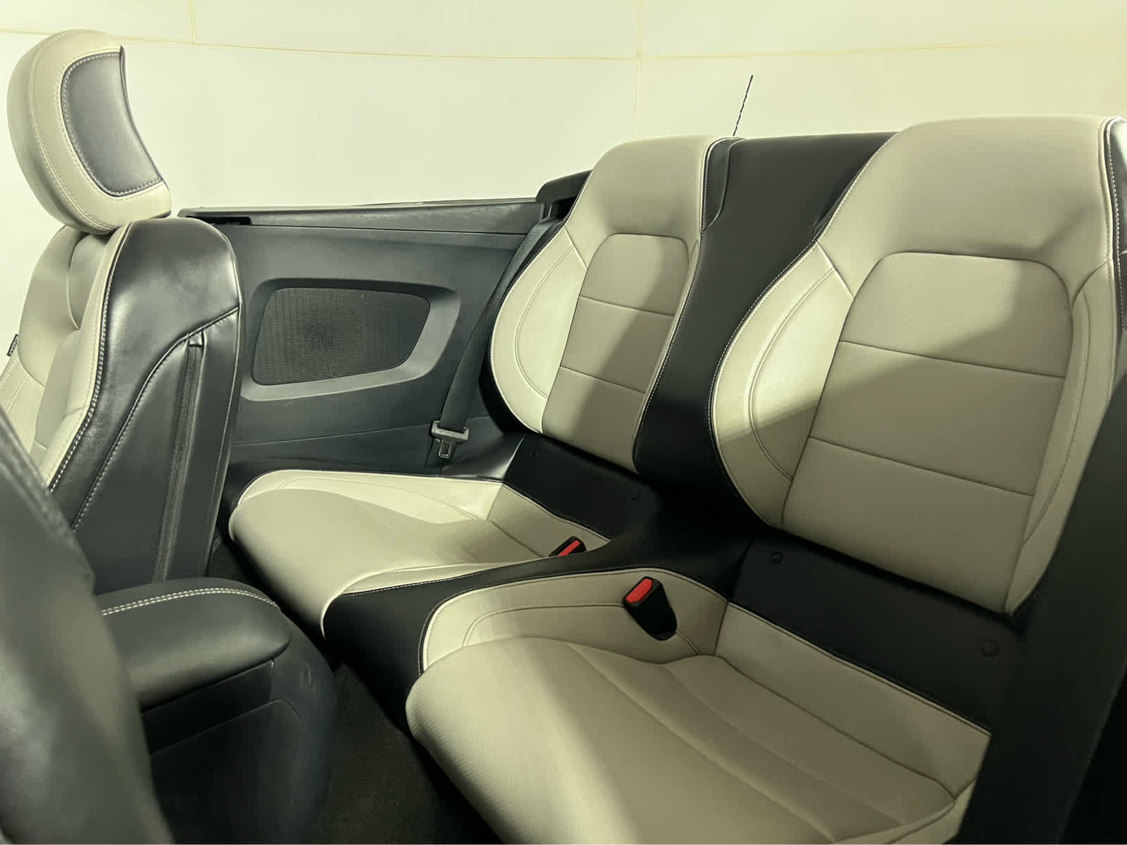 Used 2024 Ford Mustang Premium RWD image 22