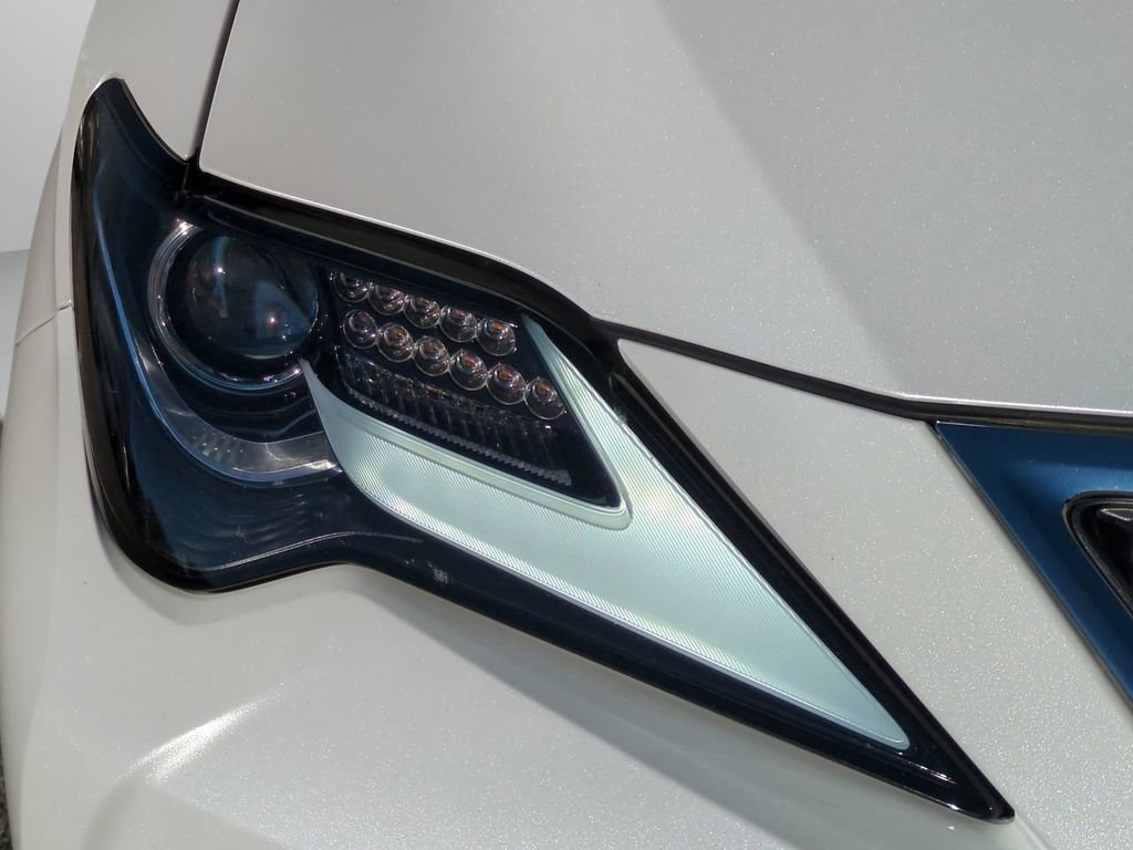 Used 2021 Lexus RC 300 w/ Accessory Package RWD image 9