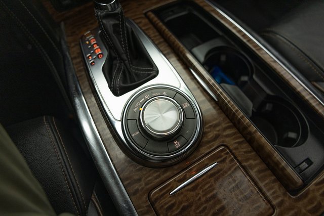 Used 2020 Nissan Armada SL w/ Premium Package image 30