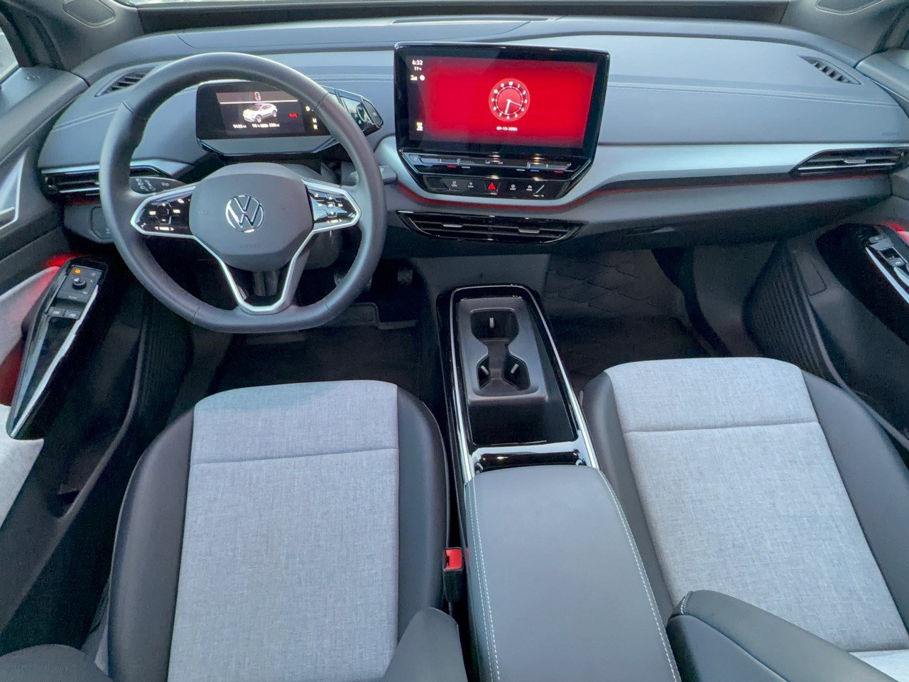 Certified 2024 Volkswagen ID.4 2WD image 17