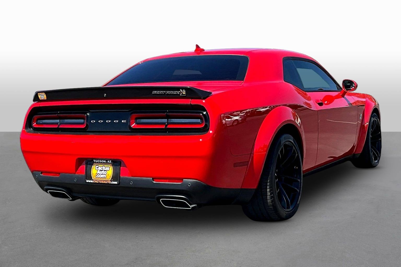 Used 2023 Dodge Challenger R/T Scat Pack RWD image 2