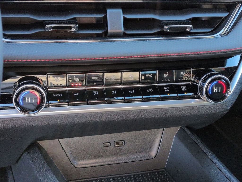 Used 2026 Chevrolet Equinox RS w/ Convenience Package III image 24