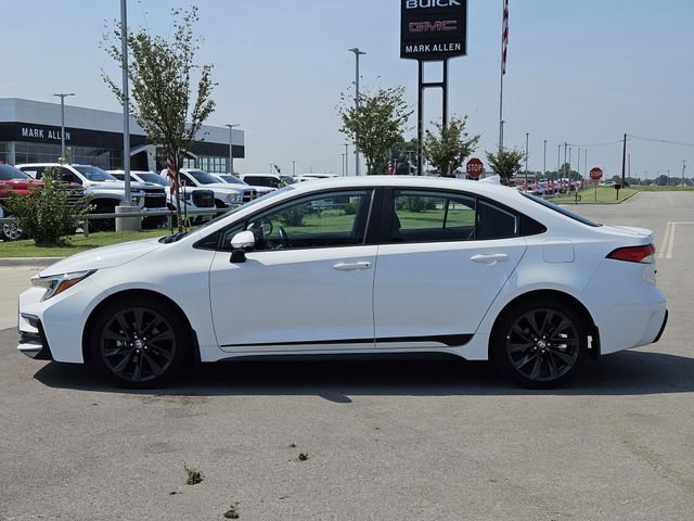 Used 2024 Toyota Corolla SE image 4
