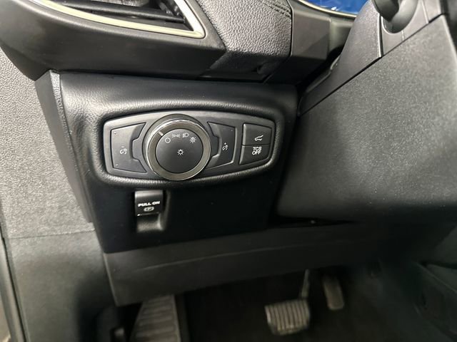 Used 2020 Lincoln Nautilus FWD w/ Equipment Group 101A image 19