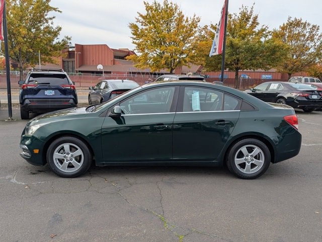 Used 2015 Chevrolet Cruze LT image 2