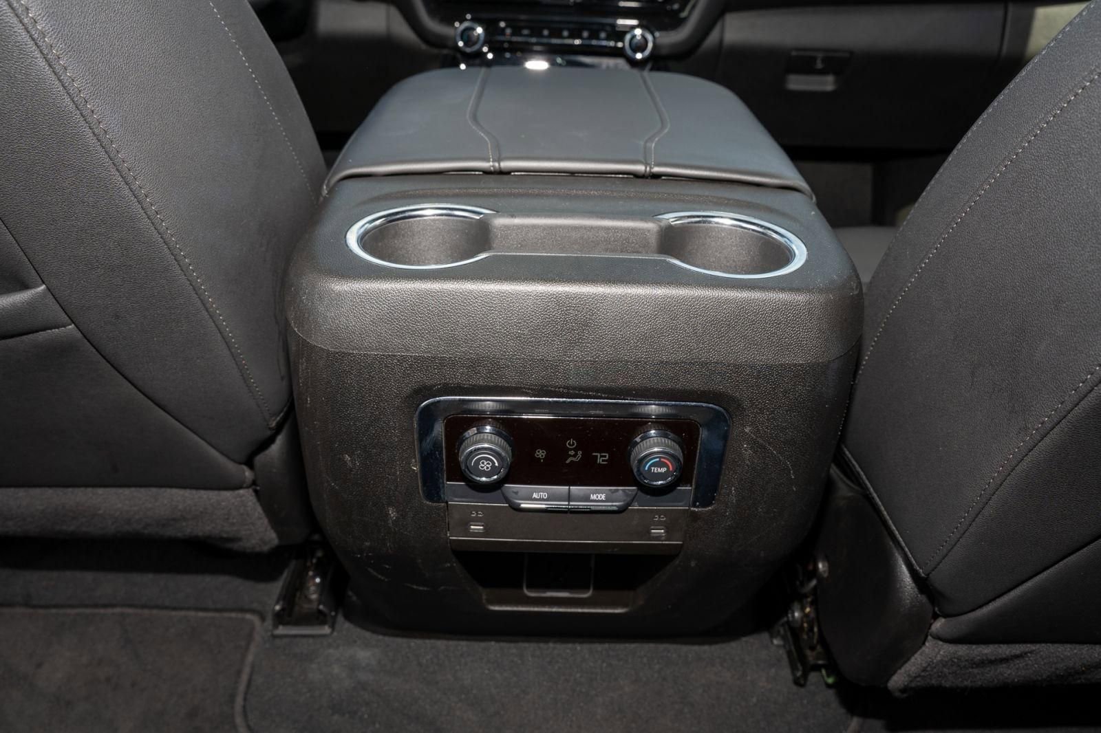 Used 2025 Chevrolet Tahoe LT image 21