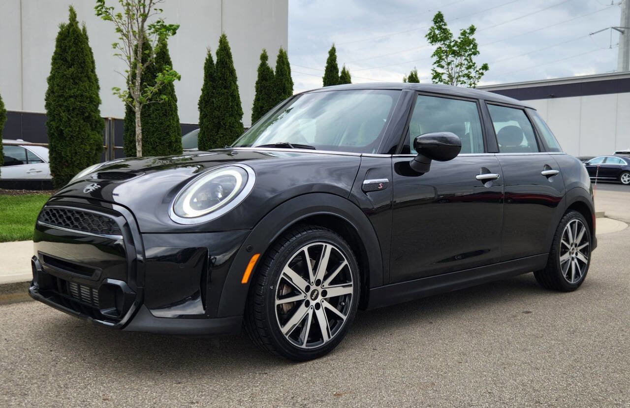 Used 2022 MINI Cooper S w/ Premium Package image 20
