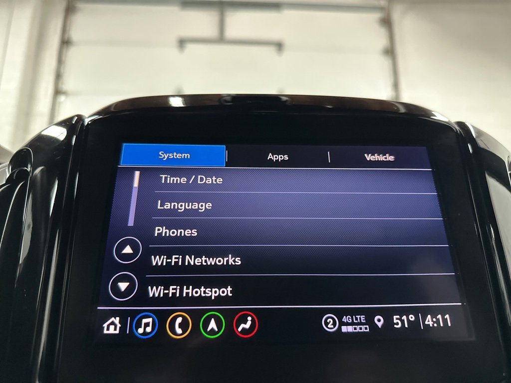 Used 2023 Chevrolet Traverse RS image 35