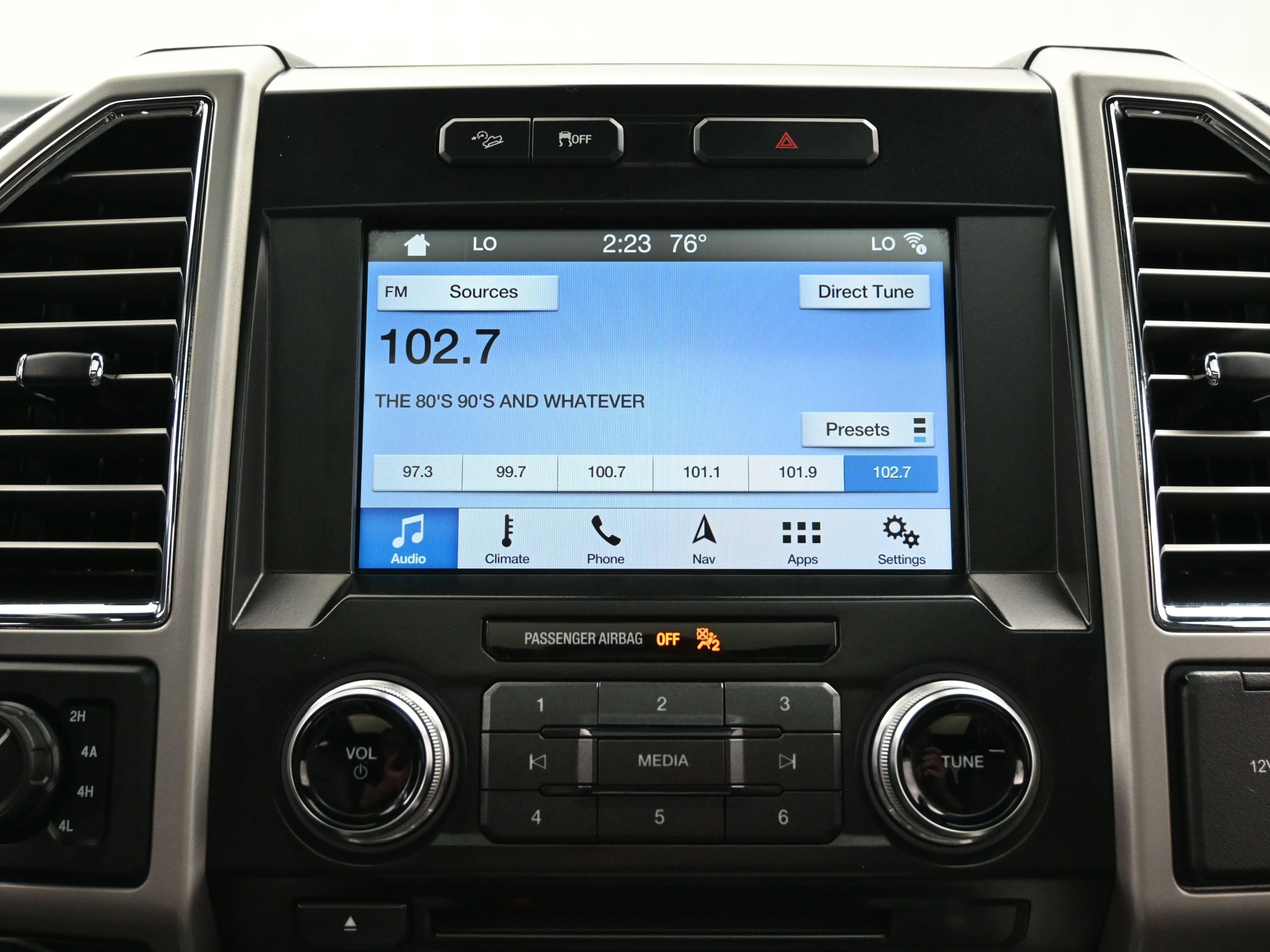 Used 2016 Ford F150 Lariat w/ Equipment Group 502A Luxury image 37