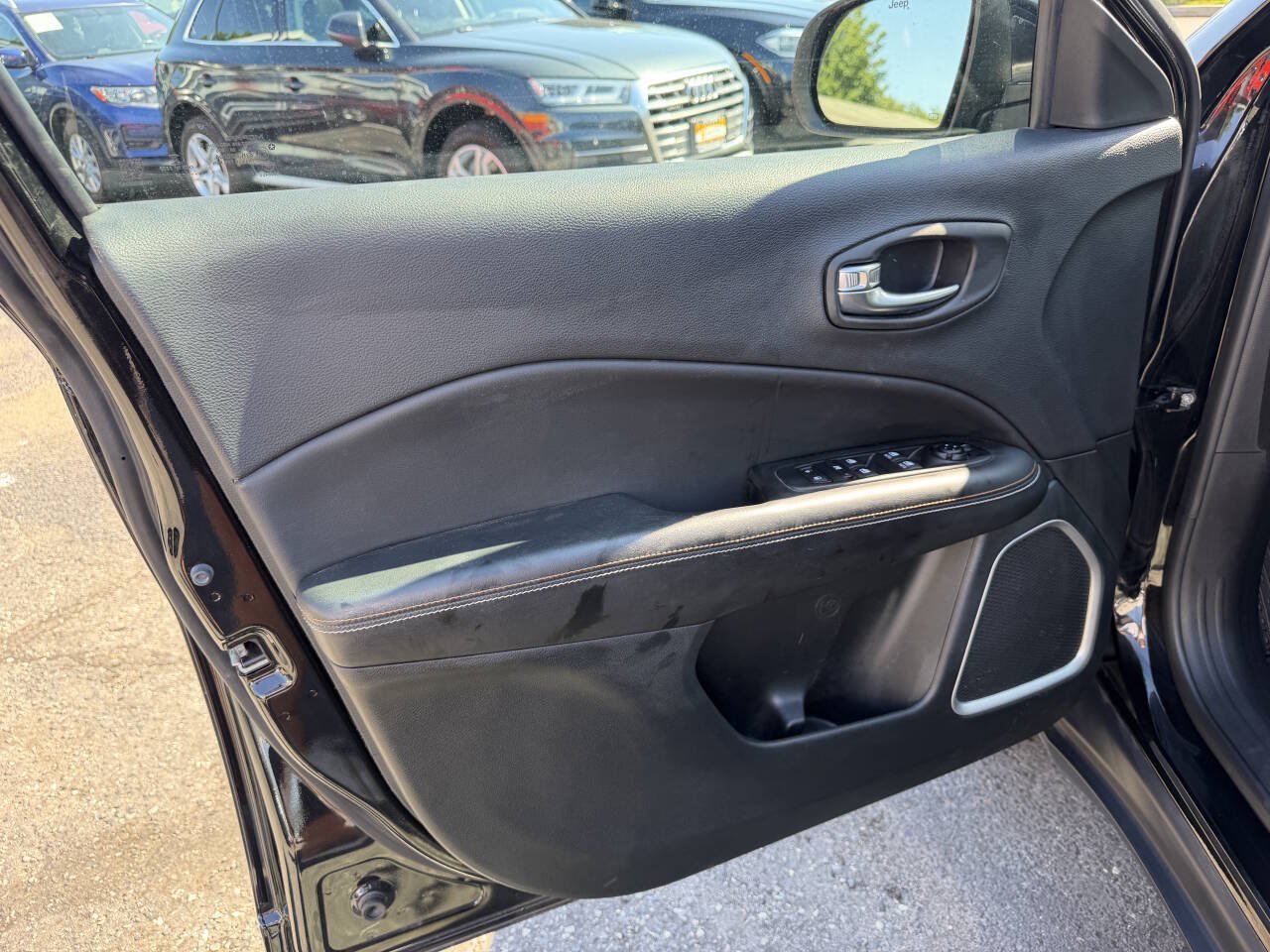 Used 2020 Jeep Compass Sport AWD/4WD image 11