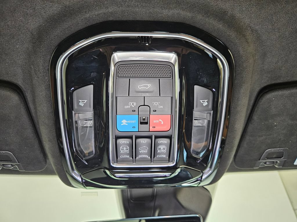 Used 2024 Jeep Grand Cherokee L Summit AWD/4WD image 19