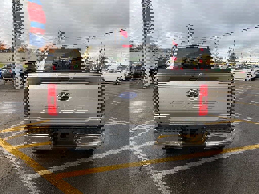 Used 2021 Ford F150 XLT w/ Equipment Group 302A High image 4