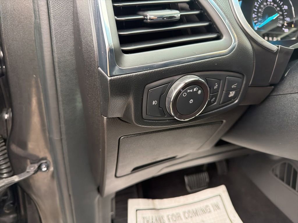 Certified 2019 Ford Edge Titanium w/ Equipment Group 301A image 15