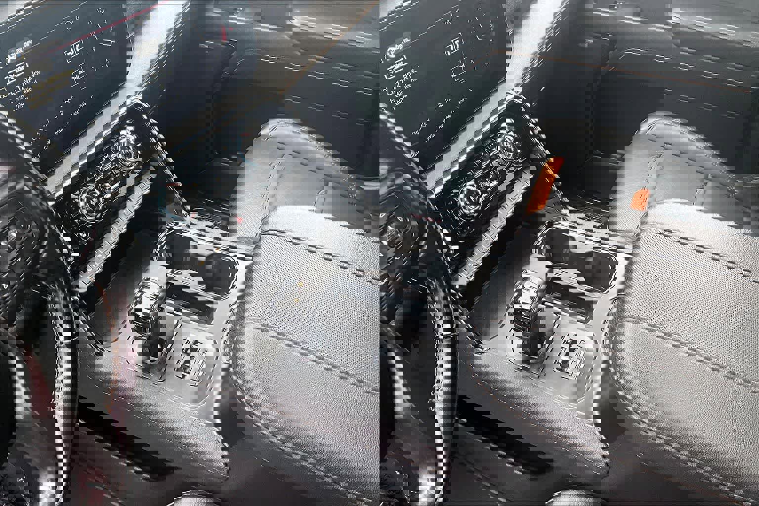 Used 2025 GMC Sierra 1500 AT4 w/ Technology Package image 17