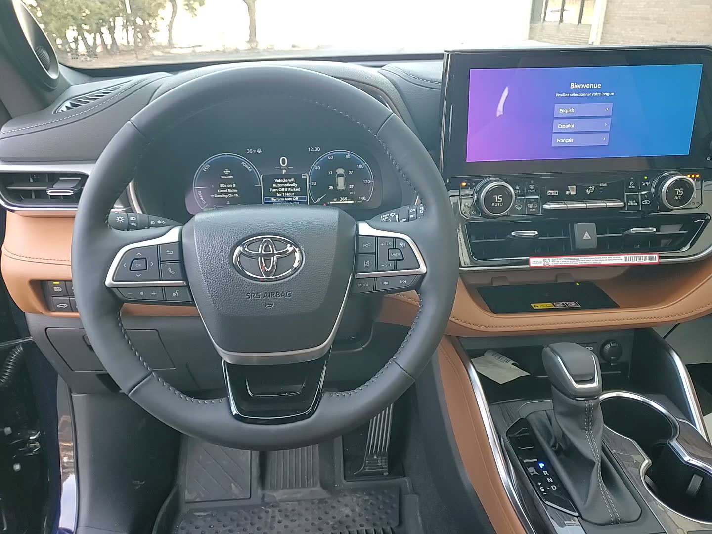 New 2026 Toyota Highlander Platinum image 24