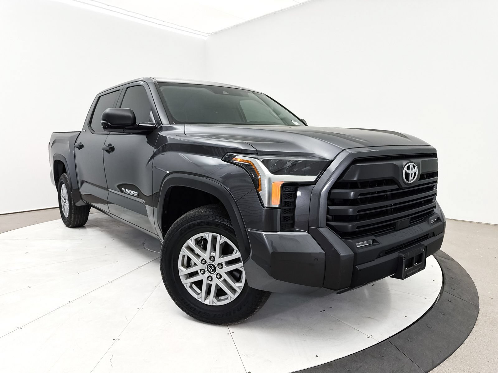 Used 2024 Toyota Tundra SR5 w/ SR5 Convenience Package