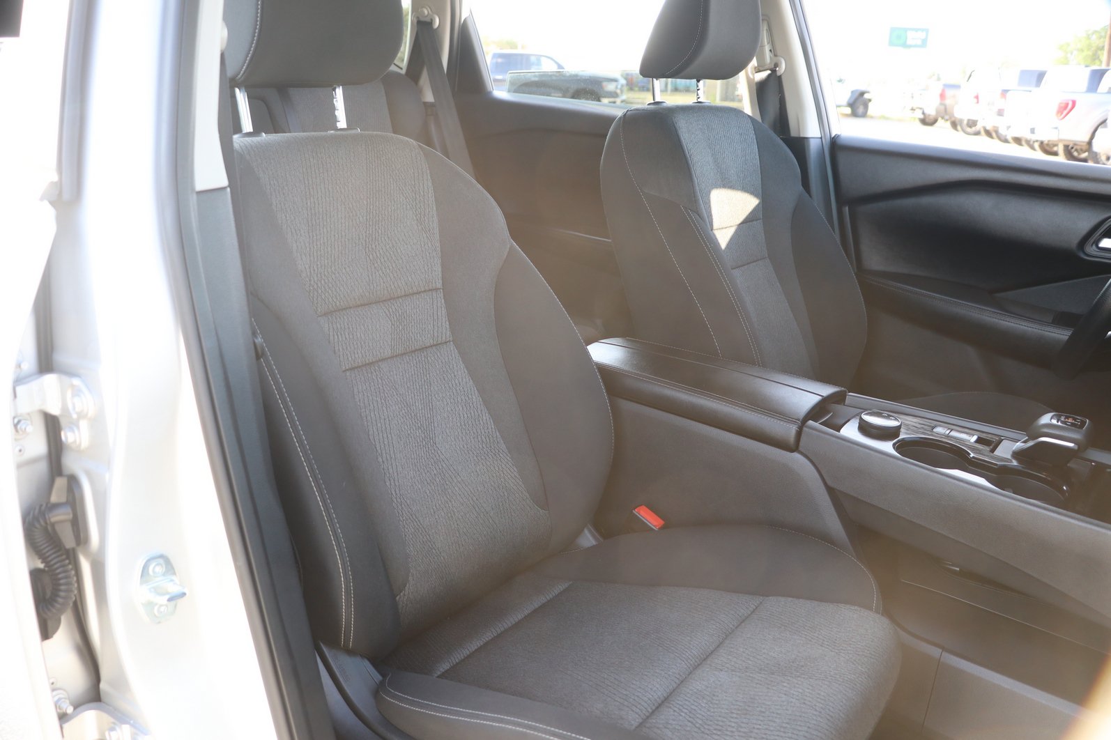 Used 2024 Nissan Rogue SV AWD/4WD image 33