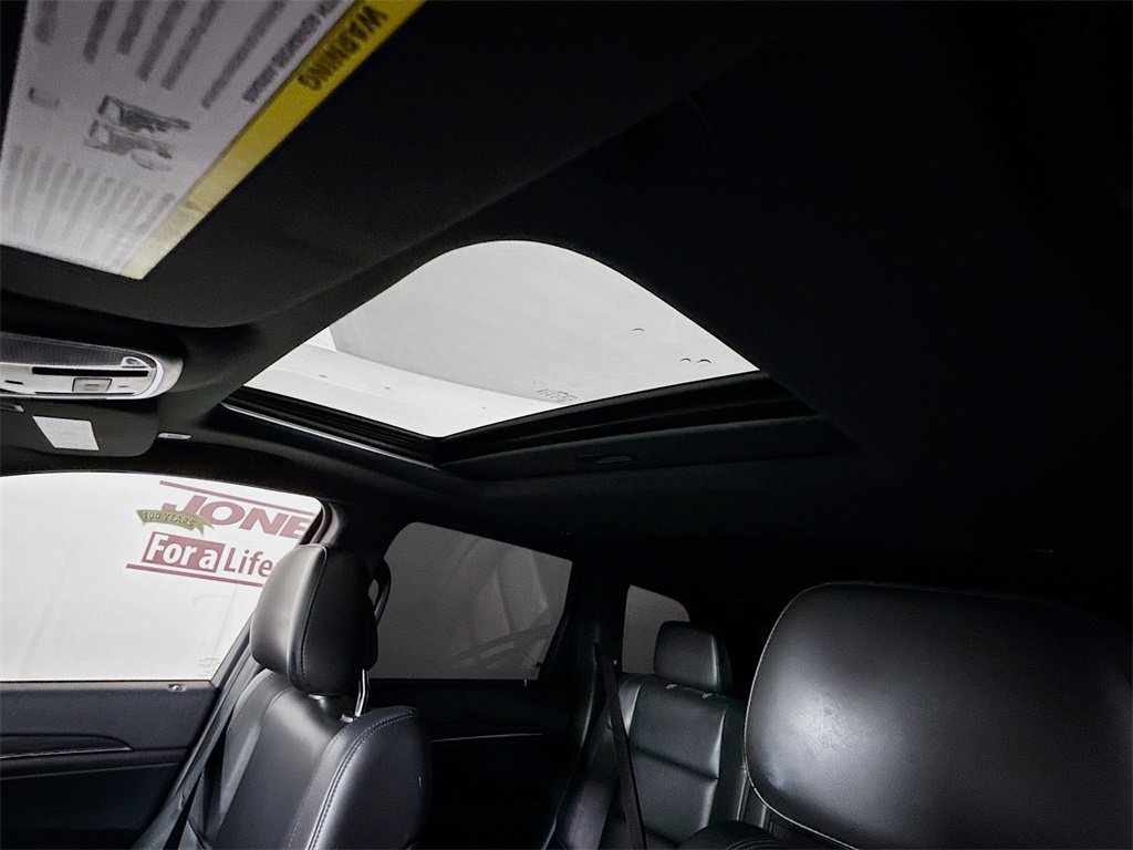 Used 2021 Jeep Grand Cherokee Limited image 12