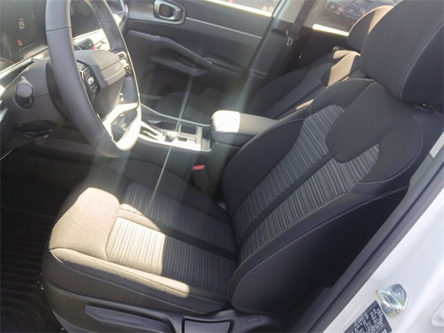 New 2026 Kia Sorento LX image 11