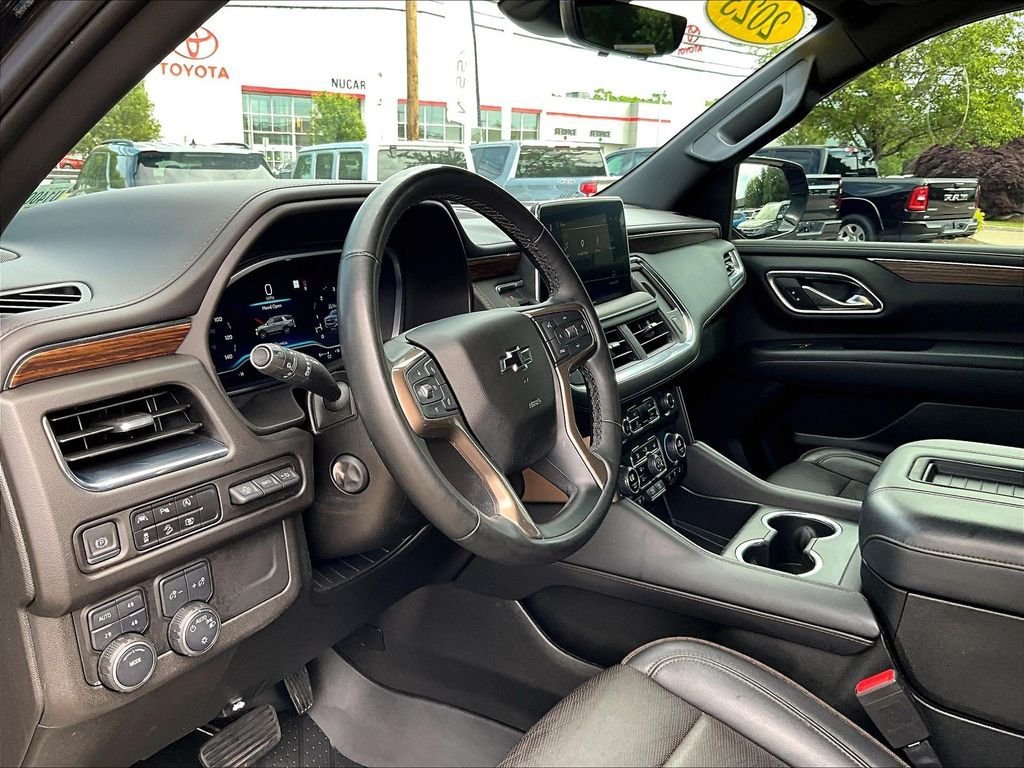 Used 2023 Chevrolet Tahoe High Country AWD/4WD image 8