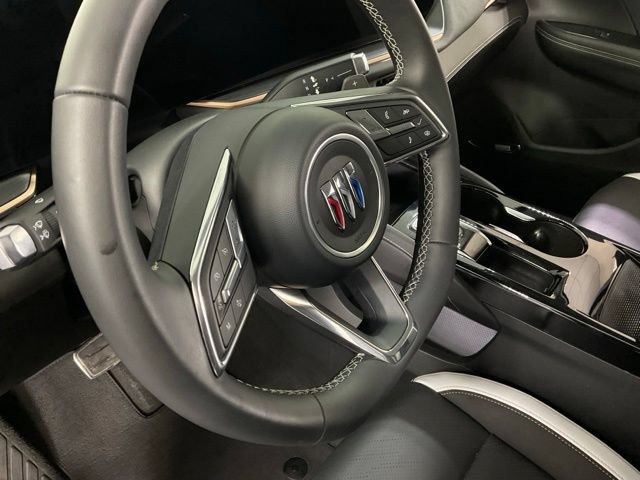 Used 2025 Buick Envision Sport Touring AWD/4WD image 21