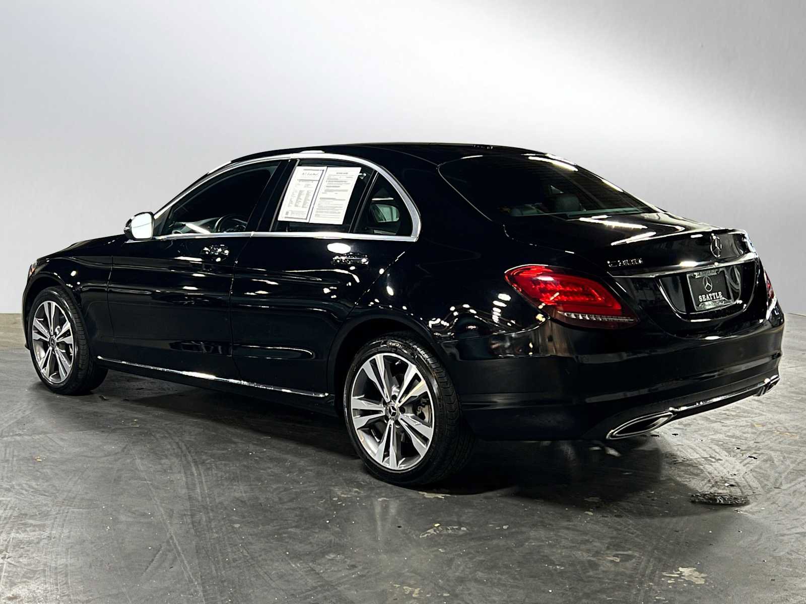 Used 2021 Mercedes-Benz C 300 4MATIC Sedan image 5