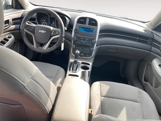 Used 2016 Chevrolet Malibu LS FWD image 10