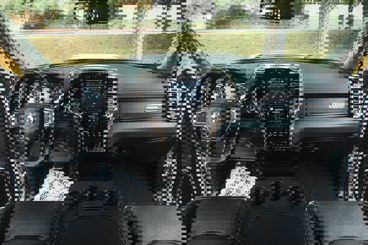 Used 2024 RAM 2500 Laramie image 22