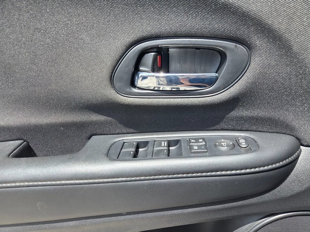 Used 2021 Honda HR-V LX image 20