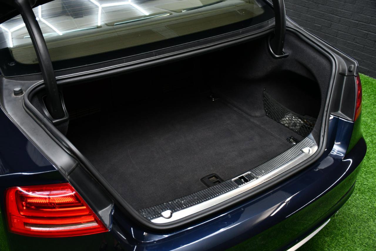 Used 2013 Audi S8 AWD/4WD image 42