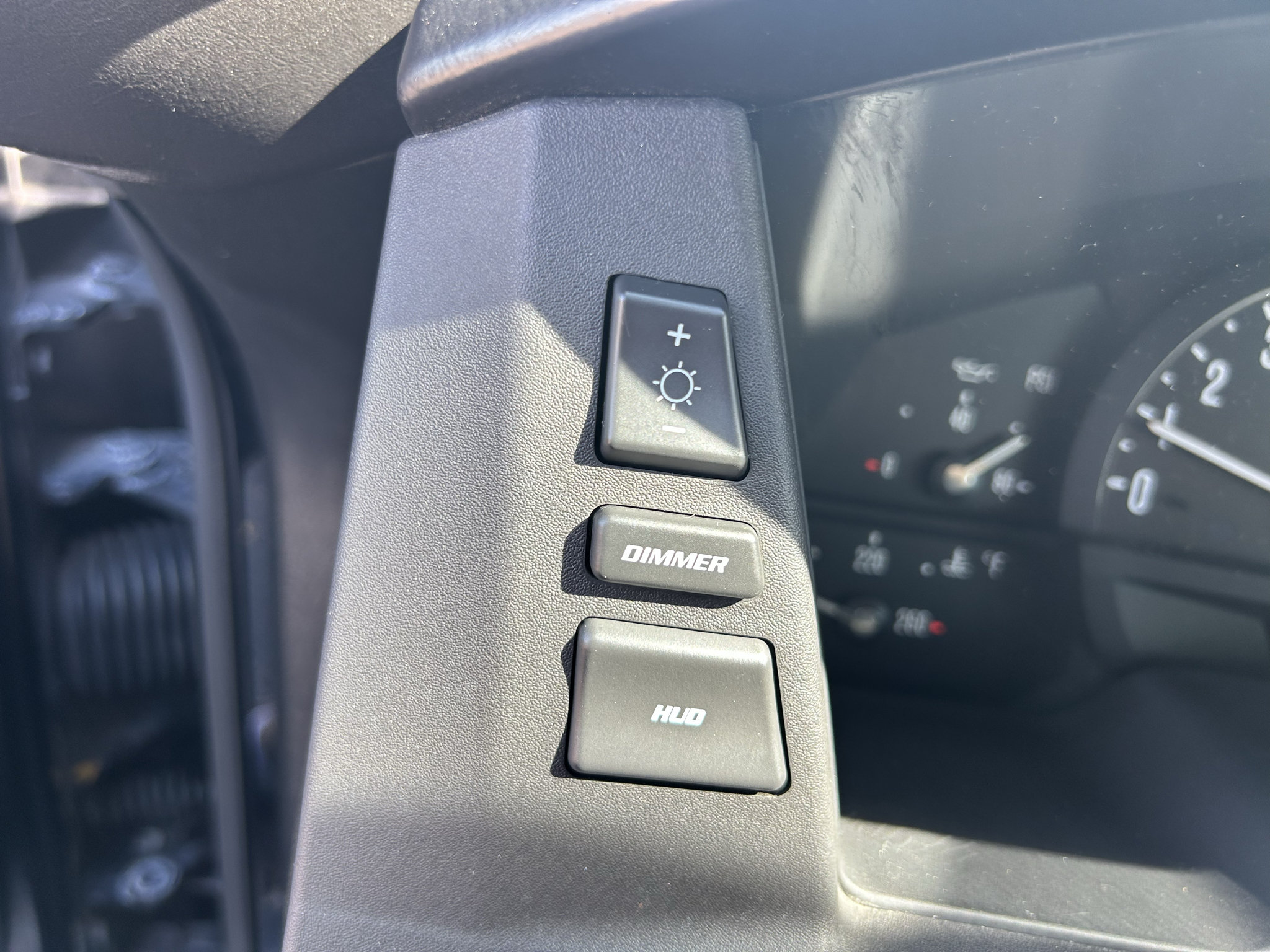 Used 2007 Cadillac XLR RWD image 24