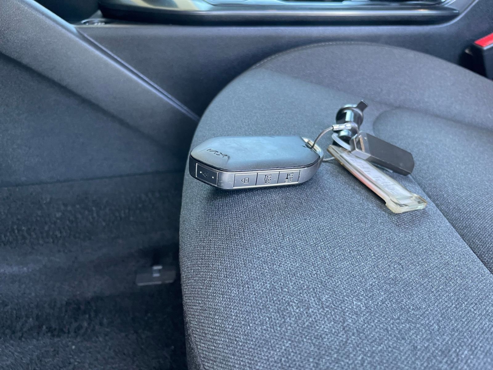 Used 2025 Kia K4 LXS image 21