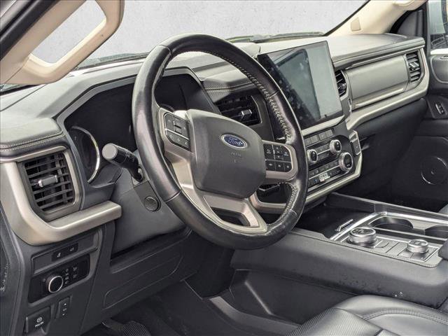 Used 2024 Ford Expedition Max XLT image 16