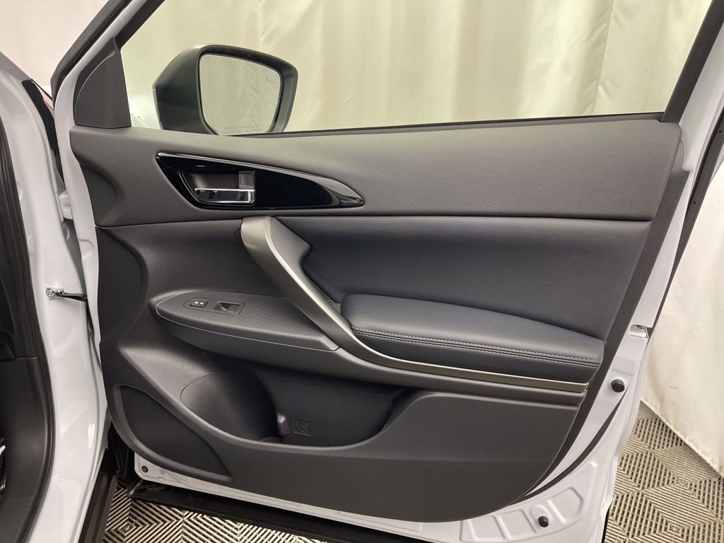 New 2026 Mitsubishi Eclipse Cross Black Edition image 31