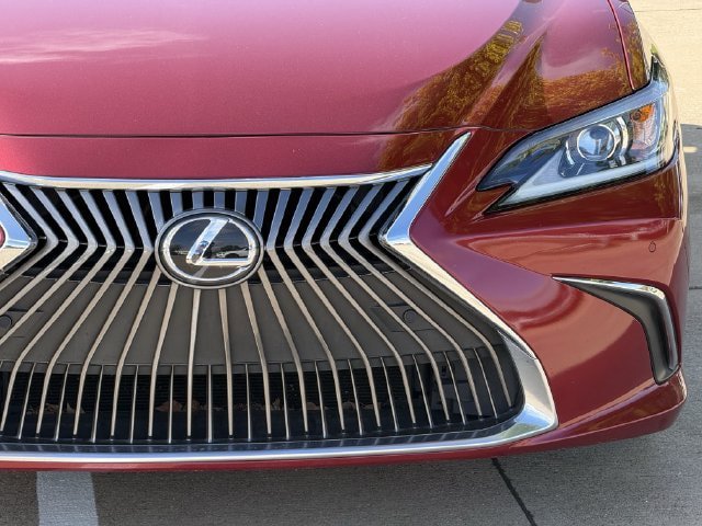 Used 2019 Lexus ES 350 w/ Premium Package FWD image 8