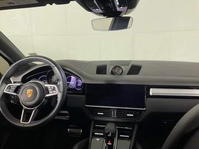 Used 2023 Porsche Cayenne S Platinum AWD/4WD image 27