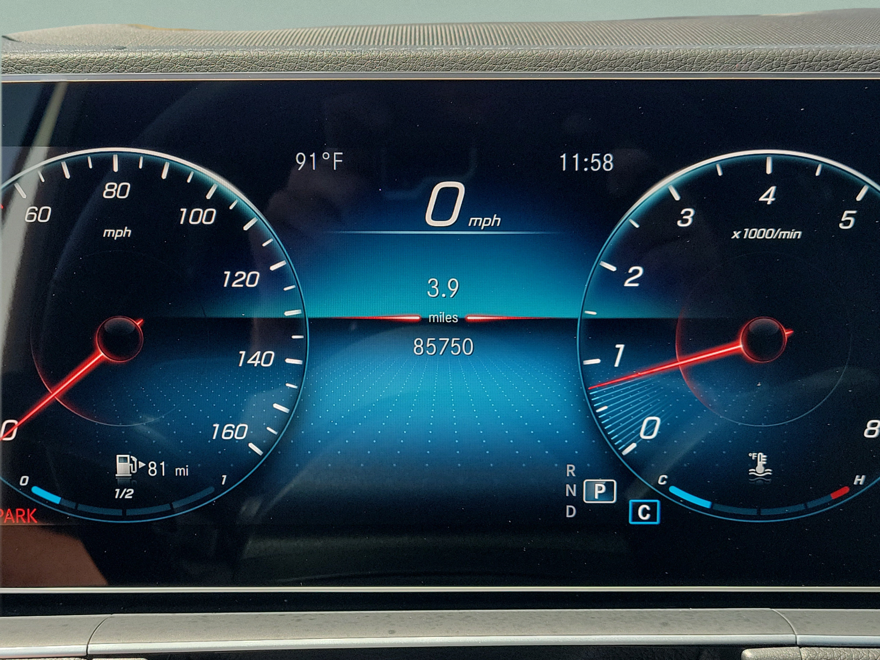 Used 2021 Mercedes-Benz GLE 350 4MATIC image 25