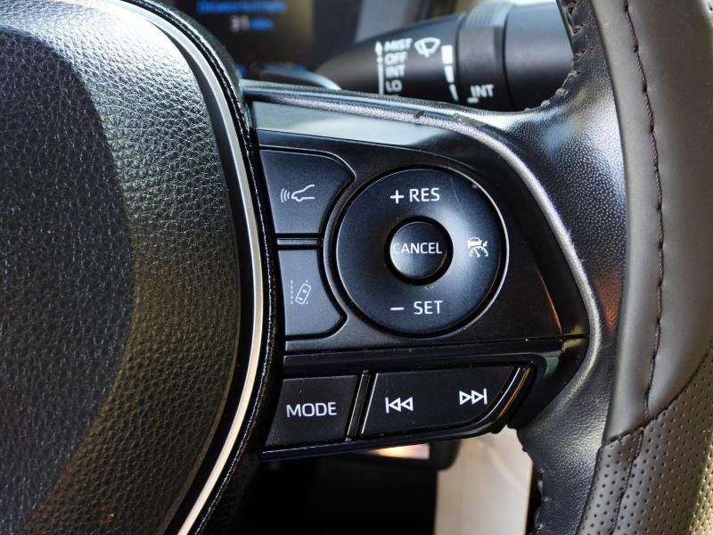 Used 2020 Toyota Corolla SE image 63