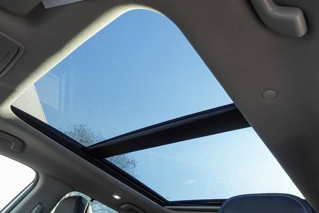 Used 2024 Honda Pilot Touring image 26